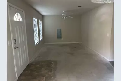 405 Mary Avenue, Huntsville, TX 77320 - Photo 3