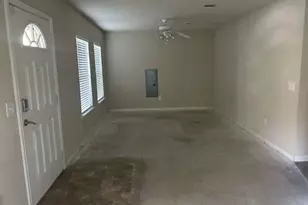 405 Mary Ave, Huntsville, TX 77320 - Photo 3