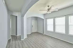 21718 Grassy Hill Ln, Spring, TX 77388 - Photo 5