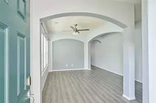 21718 Grassy Hill Ln, Spring, TX 77388 - Photo 5