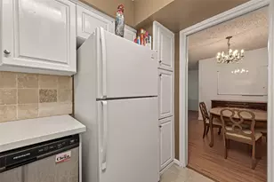 2701 Bellefontaine St, Houston, TX 77025 - Photo 35