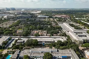 2701 Bellefontaine St, Houston, TX 77025 - Photo 35