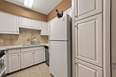 2701 Bellefontaine Street #B4, Houston, TX 77025 - Photo 31