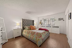 2701 Bellefontaine St, Houston, TX 77025 - Photo 21