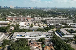 2701 Bellefontaine St, Houston, TX 77025 - Photo 41
