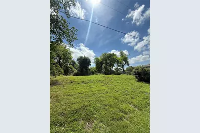 225 Preston Street, La Marque, TX 77568 - Photo 5