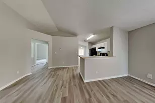 3115 Kelling St, Houston, TX 77045 - Photo 3