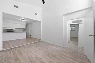 9139 Lytle Ave, San Antonio, TX 78224 - Photo 23