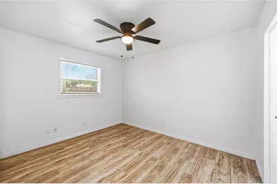 9139 Lytle Avenue, San Antonio, TX 78224 - Photo 41