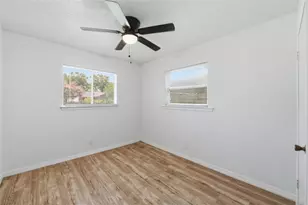 9139 Lytle Ave, San Antonio, TX 78224 - Photo 43