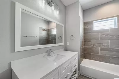 6725 Parker Oaks Lane, Houston, TX 77076 - Photo 5