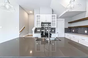 6725 Parker Oaks Ln, Houston, TX 77076 - Photo 19