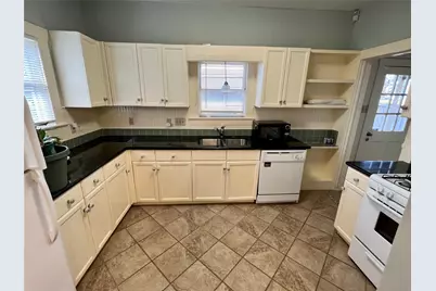 501 E 28th Street, Houston, TX 77008 - Photo 9