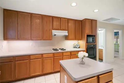 27410 Fairway Oaks Drive, Huffman, TX 77336 - Photo 15