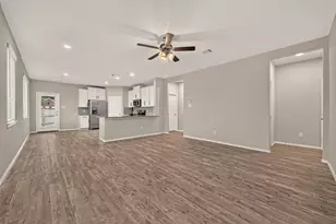16849 Pink Wintergreen Dr, Conroe, TX 77385 - Photo 7