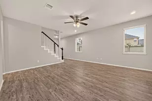 16849 Pink Wintergreen Dr, Conroe, TX 77385 - Photo 9