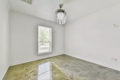 515 Valley Drive, Dickinson, TX 77539 - Photo 21
