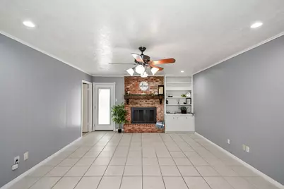 1104 E 13th Street, Deer Park, TX 77536 - Photo 5