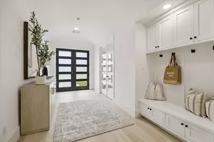 1302 Springrock Ln, Houston, TX 77055 - Photo 3
