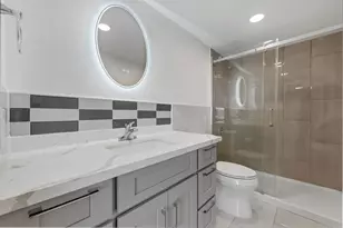 7520 Hornwood Dr, Houston, TX 77036 - Photo 13