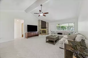 16803 Kings Chapel Ct, Friendswood, TX 77546 - Photo 3