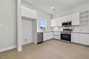 6702 Metro Blvd, Houston, TX 77083 - Photo 9