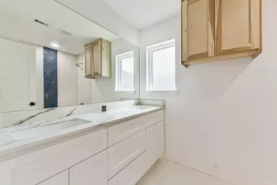 28 Back Bay Circle, Galveston, TX 77551 - Photo 21