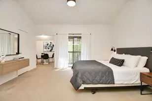 11711 Memorial Dr, Houston, TX 77024 - Photo 3