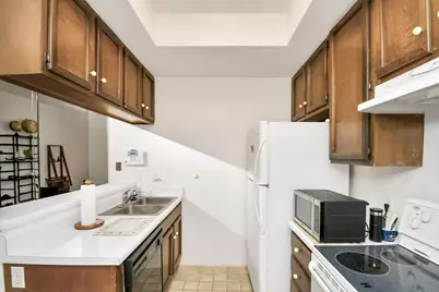 11711 Memorial Drive #41, Houston, TX 77024 - Photo 11