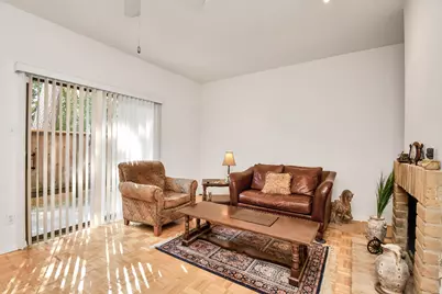 11711 Memorial Drive #41, Houston, TX 77024 - Photo 11