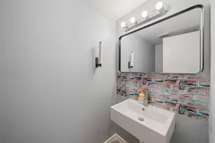 8216 Fondren Rd, Houston, TX 77074 - Photo 7