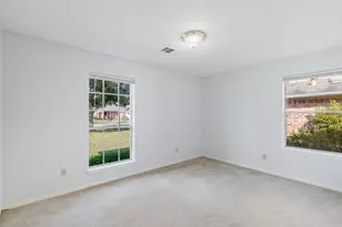 8018 Holiday Ln, Houston, TX 77075 - Photo 29