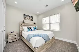 5935 Beall St, Houston, TX 77091 - Photo 15