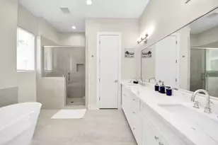 5935 Beall St, Houston, TX 77091 - Photo 13