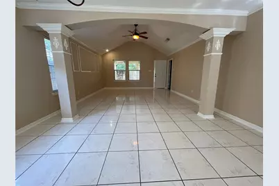 9715 Raul Hector Drive, Houston, TX 77075 - Photo 11