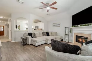 3210 Mystic Port Ln, League City, TX 77573 - Photo 11