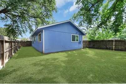 8829 Carousel Lane, Houston, TX 77080 - Photo 17
