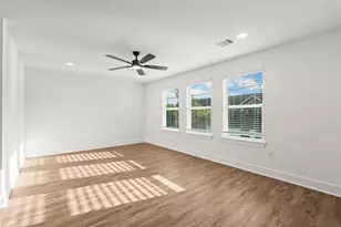 1912 Schweikhardt St, Houston, TX 77020 - Photo 17