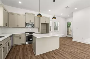1912 Schweikhardt St, Houston, TX 77020 - Photo 5