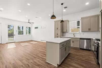 1912 Schweikhardt Street, Houston, TX 77020 - Photo 7