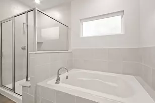 526 Tawny Rim Dr, Willis, TX 77318 - Photo 15