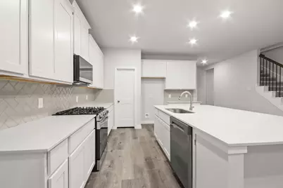 526 Tawny Rim Drive, Willis, TX 77318 - Photo 11