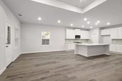 526 Tawny Rim Drive, Willis, TX 77318 - Photo 9