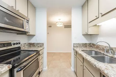 10051 Westpark Drive #218, Houston, TX 77042 - Photo 11