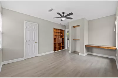 5309 Perry Ave, Galveston, TX 77551 - Photo 15