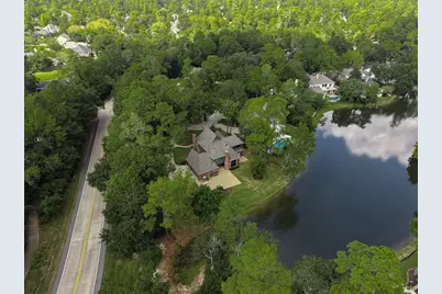 2 Turtle Rock Court, The Woodlands, TX 77381 - Photo 5