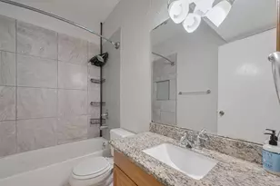 2025 Augusta Dr, Houston, TX 77057 - Photo 31