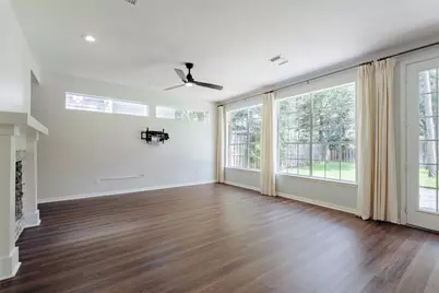 26 Tender Violet Place, The Woodlands, TX 77381 - Photo 21