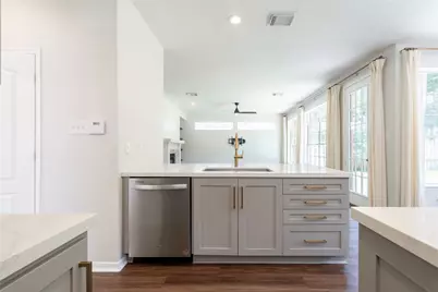 26 Tender Violet Place, The Woodlands, TX 77381 - Photo 25