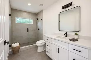 2213 Brackenridge, Houston, TX 77026 - Photo 9